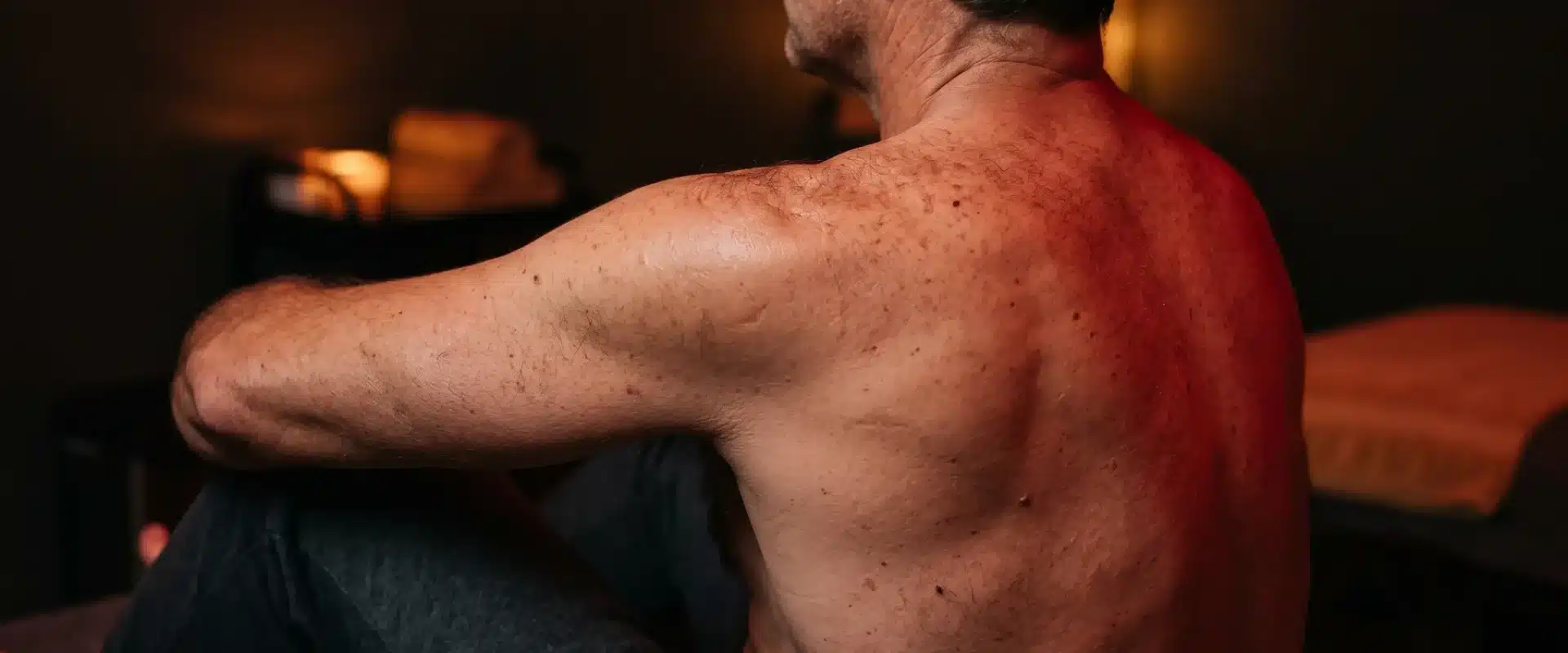 Red Light Therapy for Service-Era Wear and Tear: What the Research Actually Says